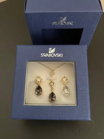 Swarovski 목걸이 귀걸이 세트