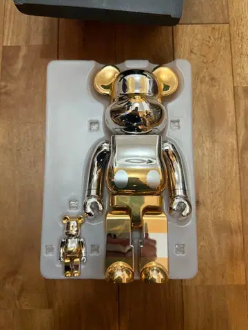 2G 한정판 소라마치 하지메 Mickey 베어브릭