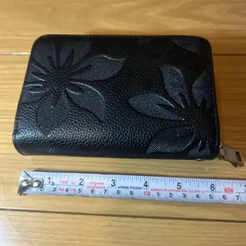 블랙 꽃무늬 엠보싱 코인 케이스 미사용품 약 10cm x 15cm