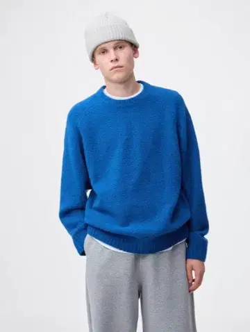 새상품 지유 GU 퍼프 니트 풀오버 블루 2025 모델