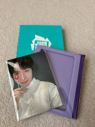 BTS MERCH BOX 13 J-HOPE 트레이딩 카드 케이스 포함