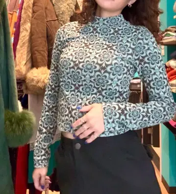 플라워 패턴 크롭 y2k 꽃무늬 상의