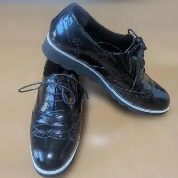 QUEST KOBE COLLECTION 블랙 옥스퍼드 신발