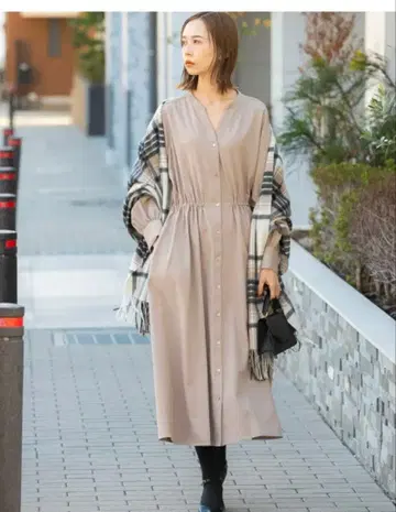베이지 셔츠 원피스 긴팔