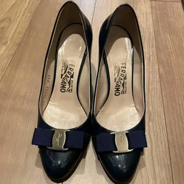 페라가모 펌프스