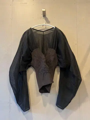 마메 Sheer Rounded Sleeve Knitted Cardigan