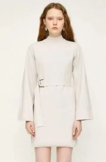 플레어 슬리브 숏 원피스 (정가 7000엔)