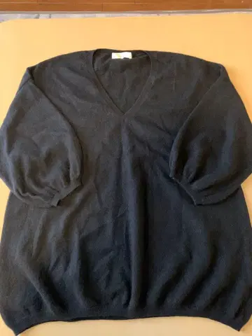 유니클로 캐시미어 5부 기장 스웨터