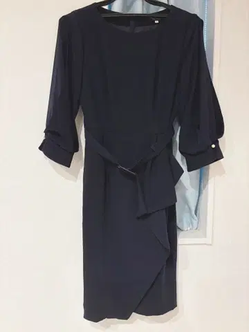 저스길리티 원피스 네이비