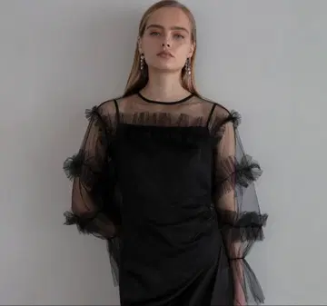 Leja 튤 프릴 상의