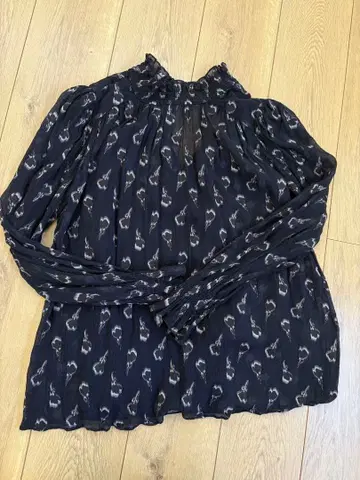 ba&sh 네이비 패턴 긴팔 블라우스