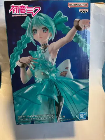 하츠네 미쿠 Clearaluxe EmeraldGem 피규어