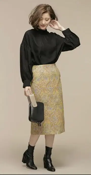 nano universe 나노 유니버스 자카드 꽃무늬 타이트 스커트