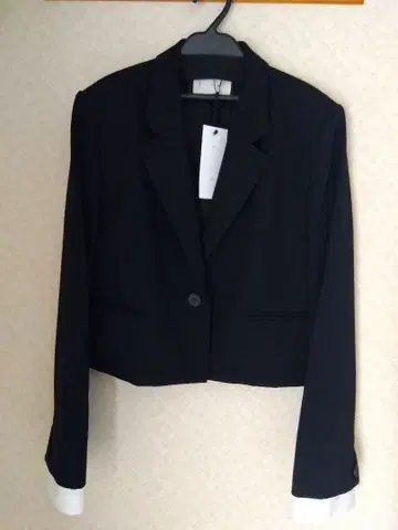 NOBLE ELENI/엘니 울 개버딘 자켓