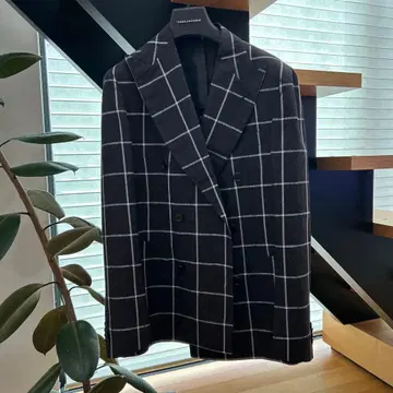TAGLIATORE 다크 그레이 체크 무늬 자켓