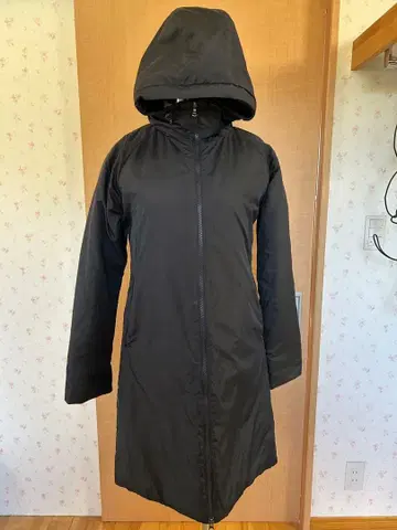 언더 아머 블랙 롱 코트