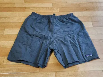 파타고니아 배기즈 롱 7인치 그레이