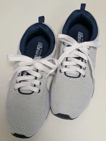 남성용 그레이 메쉬 스니커즈 EEE 26.5cm