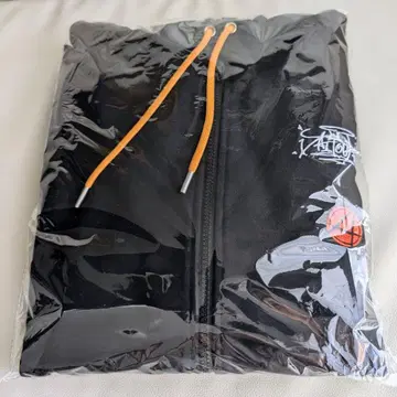 대요괴 로손 아리사카 후드티