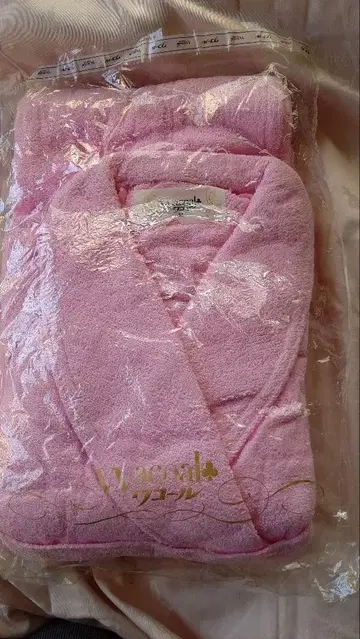 핑크색 목욕 가운 타월 원단 포켓 부착