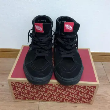 VANS 블랙 하이컷 스니커즈