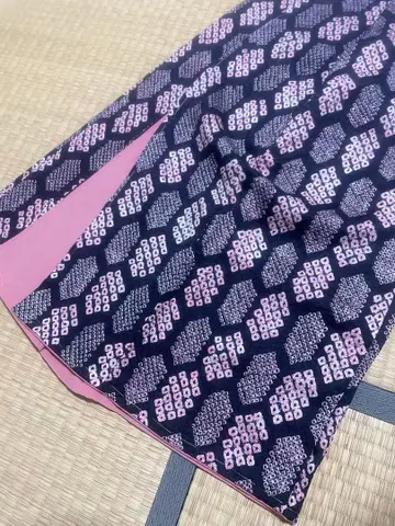 코몬 네이비 핑크 기하학 패턴 총시보리 순수 실크