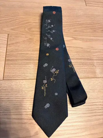 Dominique France 꽃무늬 자수 넥타이