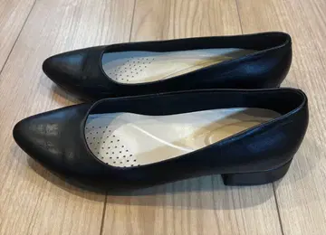 블랙 스틸레토 펌프스 힐 4cm