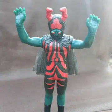 2002 반다이 라이더 괴인 거미 남자 소프트 비닐