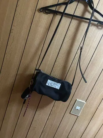 WILLAM B. ELIOTT 숄더백