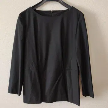 투모로우랜드 볼지 7부 소매 블라우스