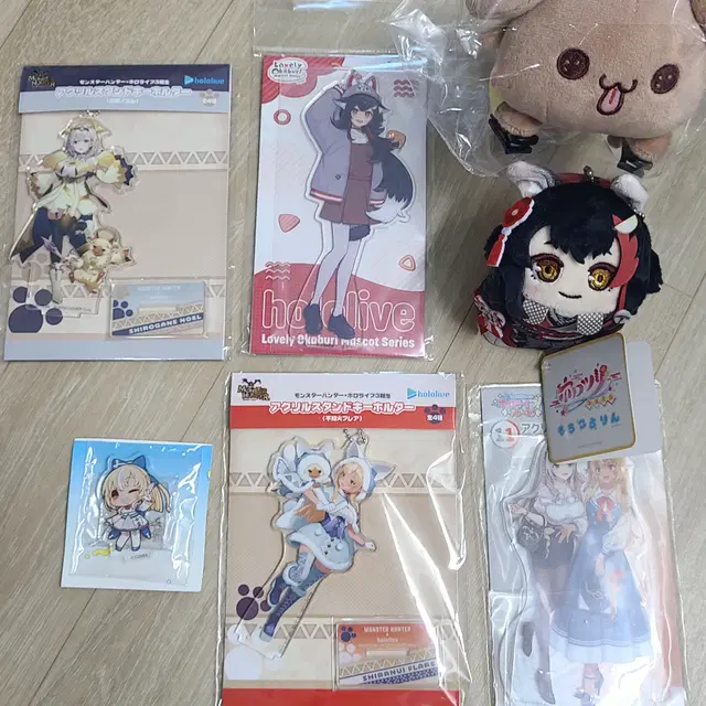 홀로라이브 이누가미 코로네 미오 노엘 후레아 아크릴스탠드 인형 등
