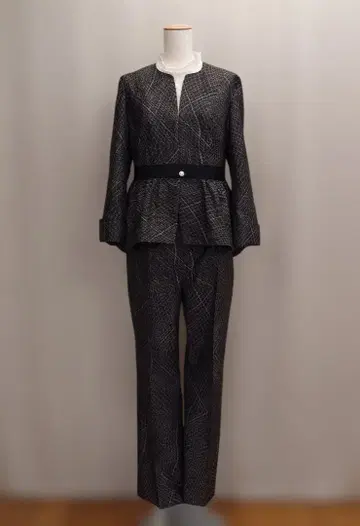 기모노 리메이크 페플럼 자켓과 스트레이트 팬츠