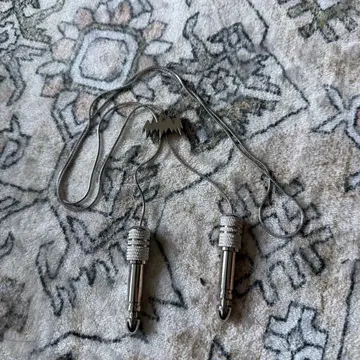 [ GRANCY ] 스테레오 플러그 디자인 루프 타이