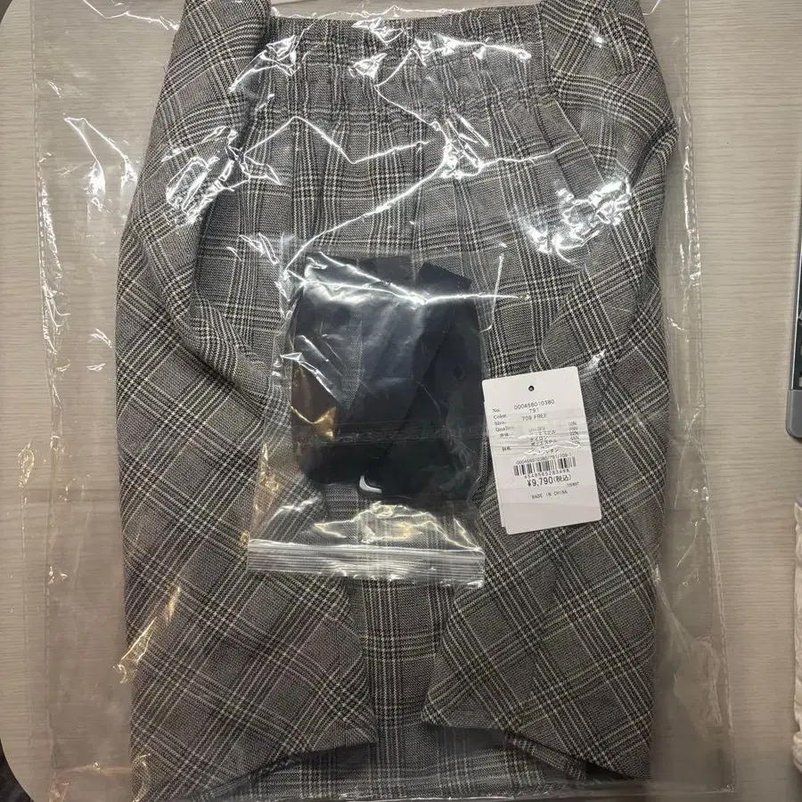 4번째 상품 이미지