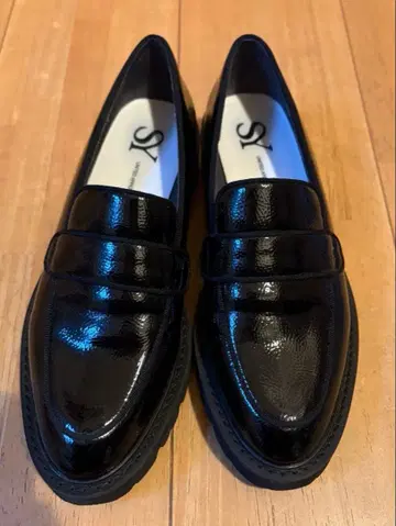 SY UNITED ARROWS 블랙 로퍼 통굽