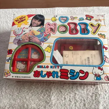 초레어 HELLO KITTY 오샤레 미싱