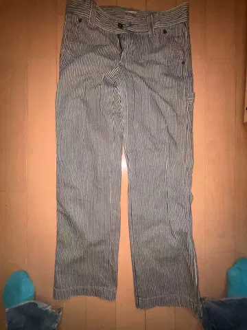 스트라이프 디자인 스트레이트 데님