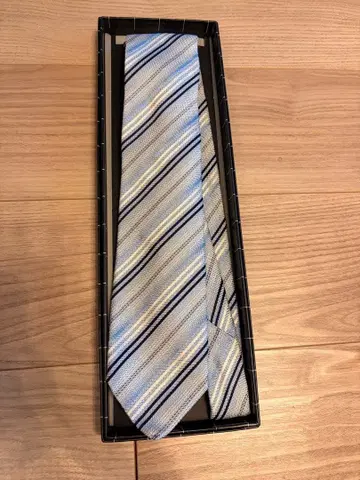 Ermenegildo Zegna 스카이블루 스트라이프 넥타이