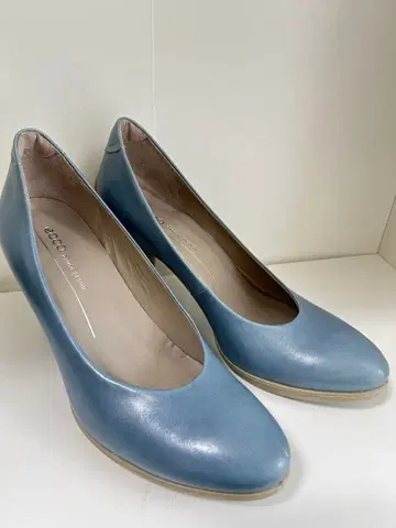 [ 새상품 ] ECCO 펌프스