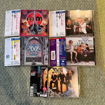 북유럽 메탈 TNT 일본 국내 초회반 포함 오비 부착 CD 5매 세트