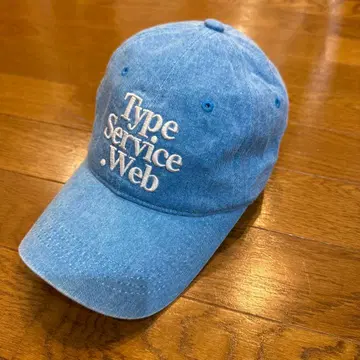 파란 데님풍 야구 모자