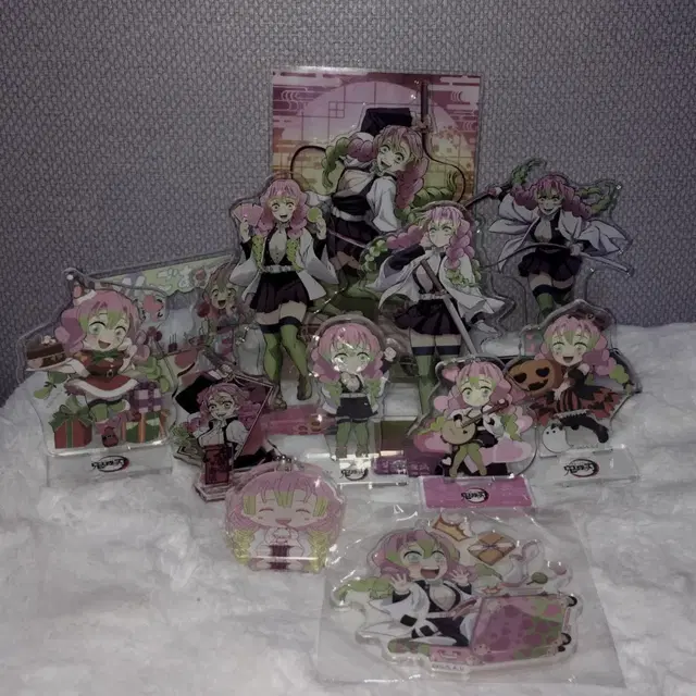 귀멸의 칼날 칸로지 미츠리 아크릴 스탠드 키링 굿즈 정리