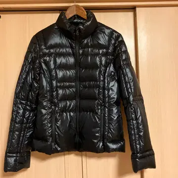 UNIQLO 블랙 라이트 다운 자켓