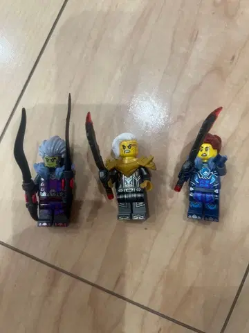 레고 미니피규어 3체 세트