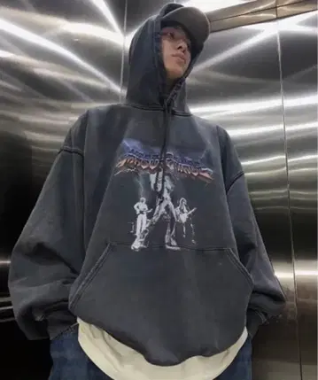 MASONPRINCE 빅 실루엣 후드티