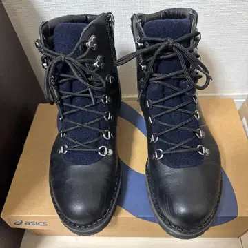 리걸 하이컷 부츠 블랙