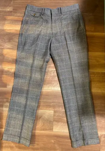 울 100% 체크 무늬 슬랙스 M 사이즈