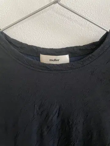 muller 블랙 드레이프 긴팔 셔츠