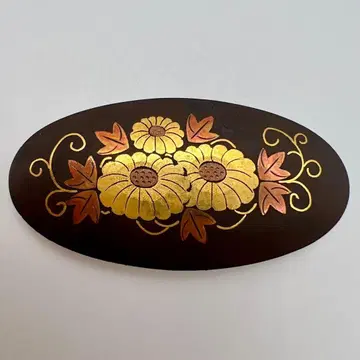 골드 컬러 꽃무늬 띠고정 장식 히고조간